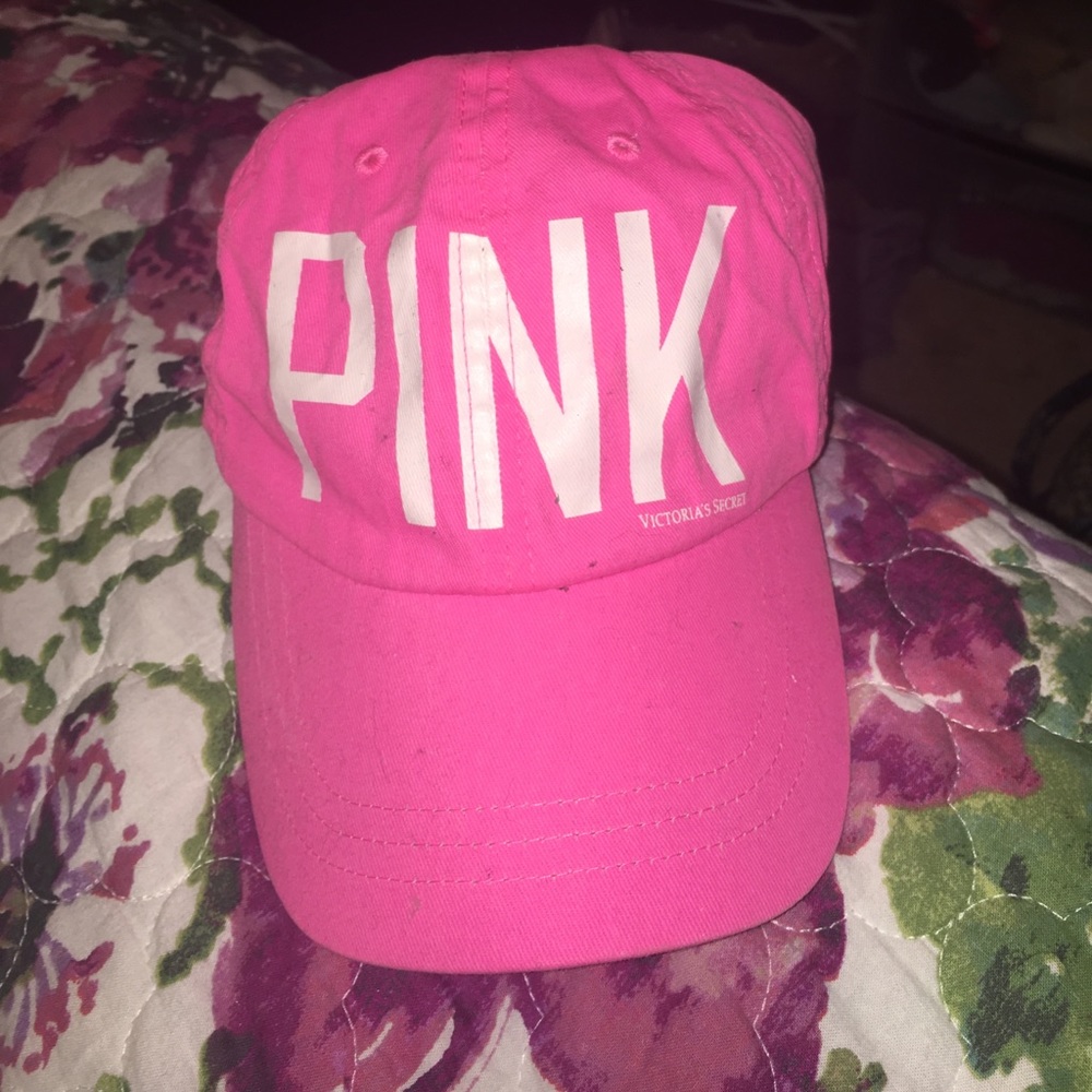 VS Pink hat