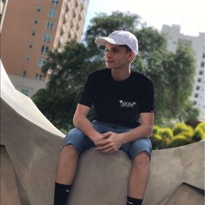 Meet your Posher, Cameron