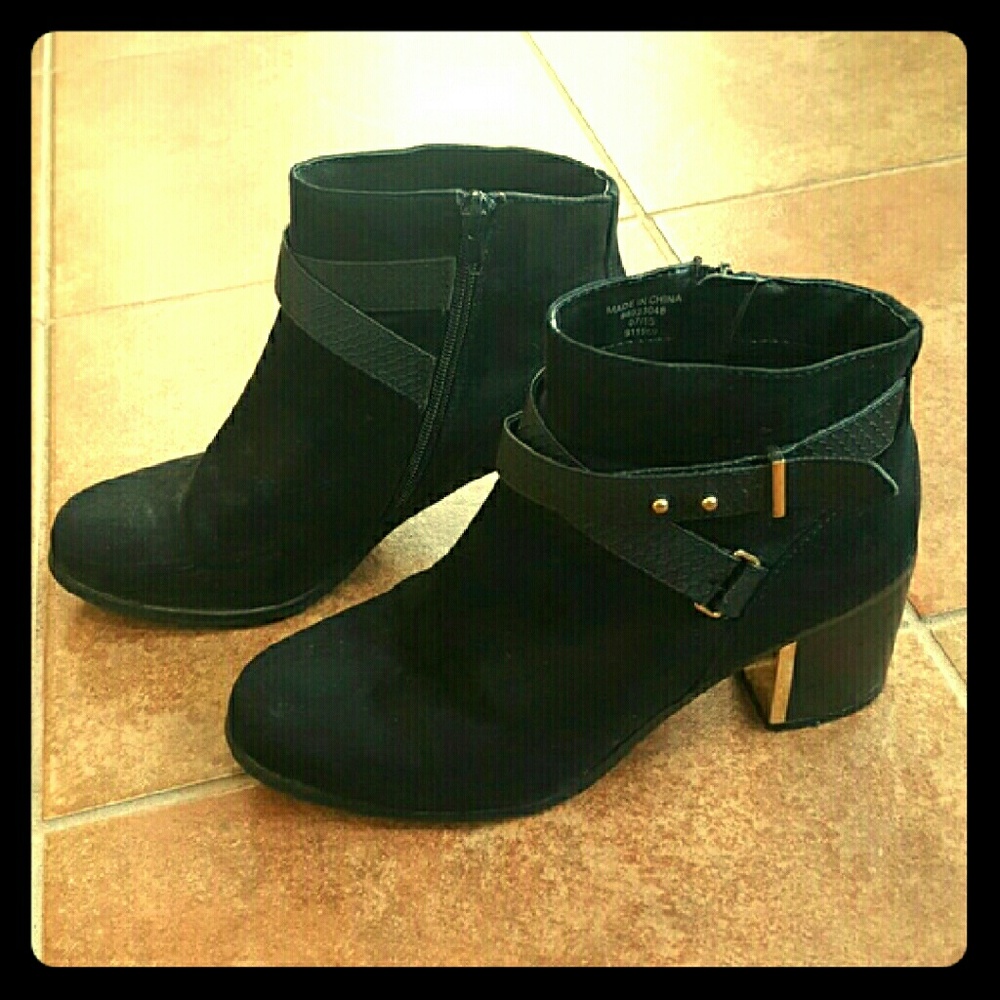 Black booties size 9