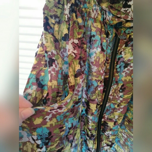 5 for $25 Gianni Bini Dress with Front zipper - Picture 4 of 8