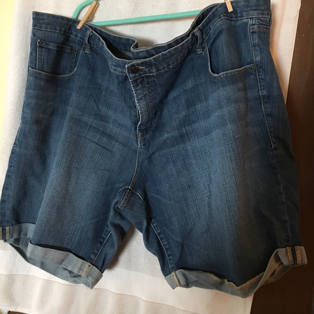 Old Navy Plus 30 Jean Shorts