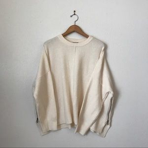 TopShop size 12 Ivory closed sweater  side Zipper