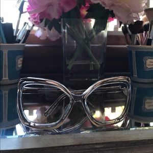 Chloe Sunnies 💕🕶