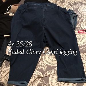 Faded Glory Capri jegging