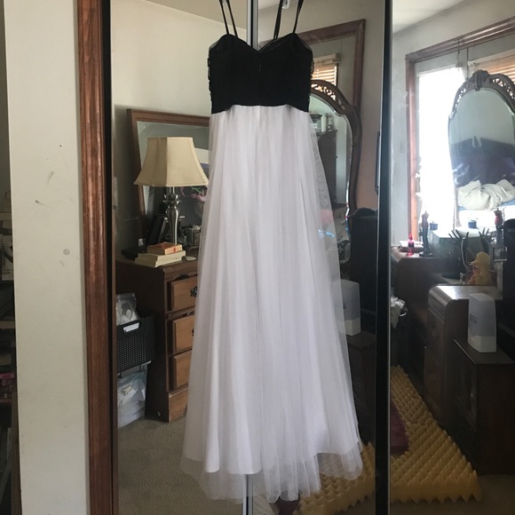 SOLD - Picture 4 of 4