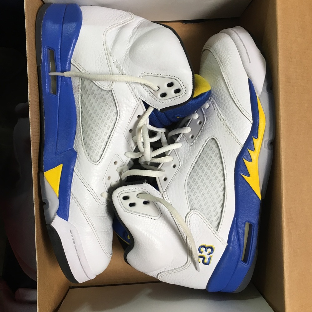 Jordan 5 Retro Laney (2013)