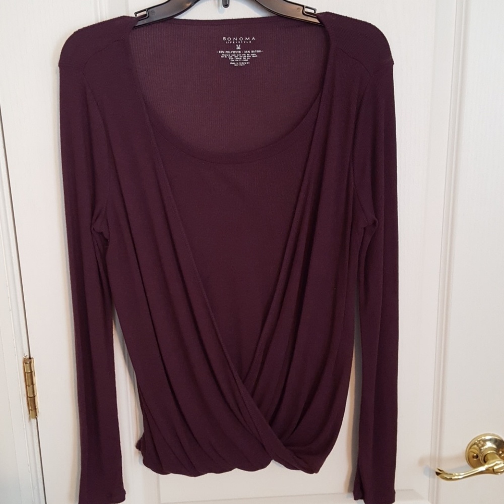 Ladies barely worn long sleeve shirt by Sonoma