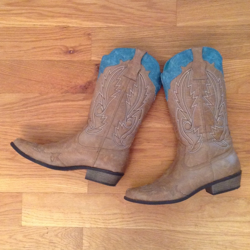 Coconuts Cimmaron Cowboy Boots