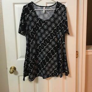 EUC Medium Lularoe Perfect