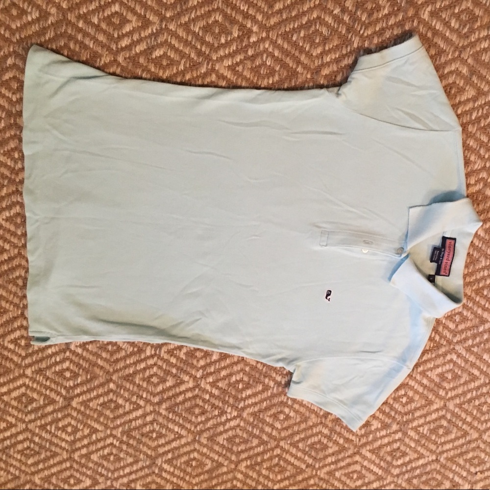 Light blue Vineyard vines shirt