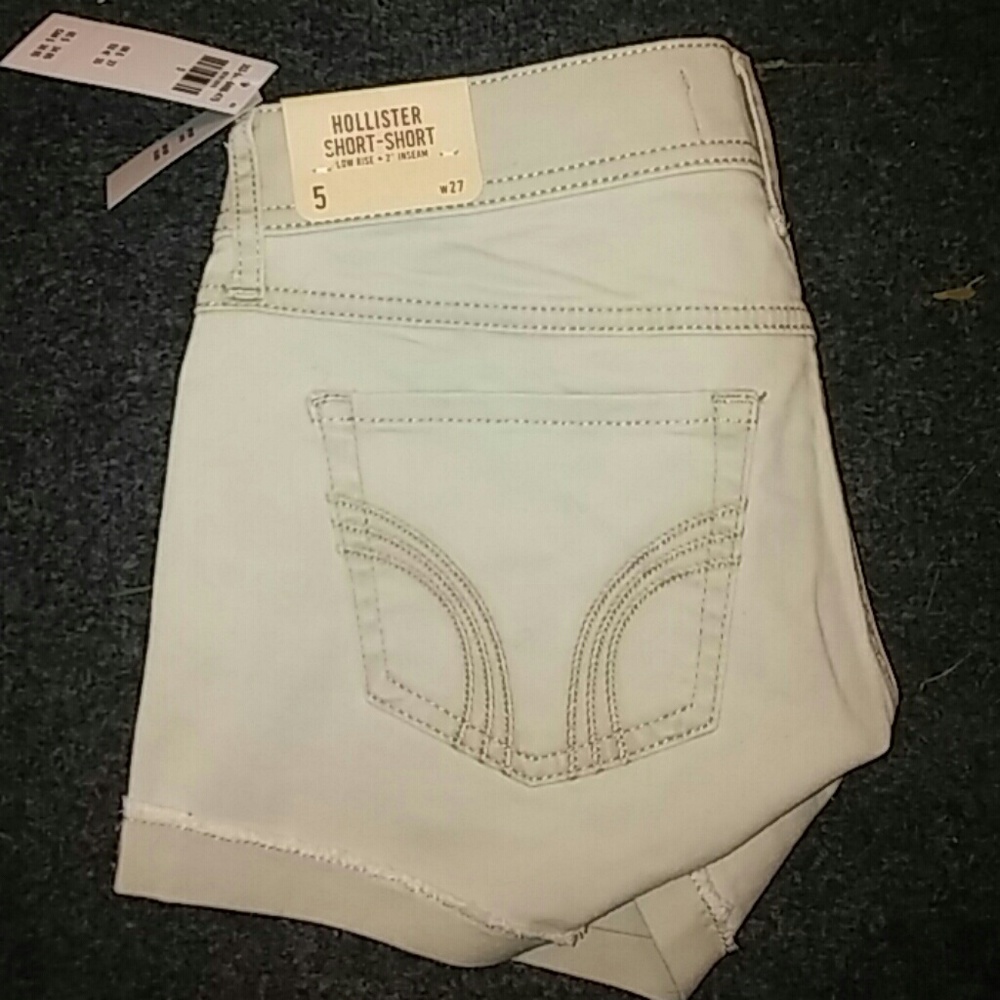 Khaki Hollister shorts size 5