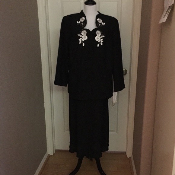 Leslie Fay 2-pc Embroidered Jacket and Skirt-NWT - Picture 2 of 5