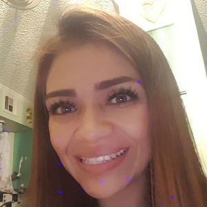 Meet your Posher, Roxana