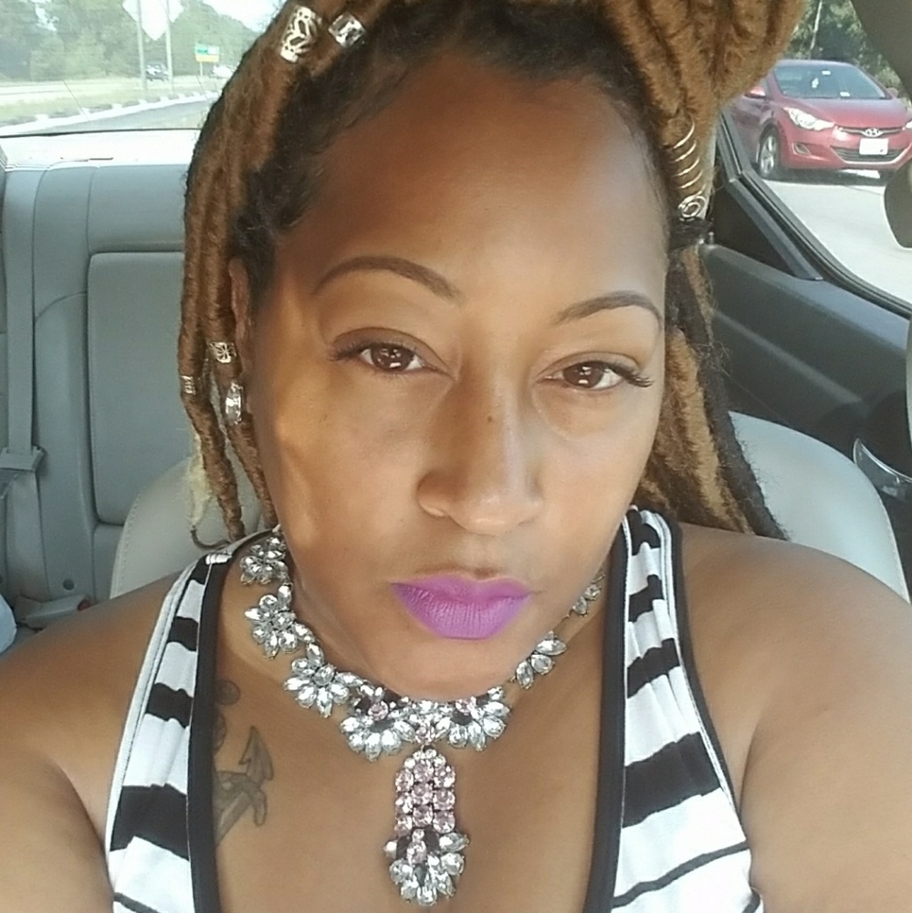 Statement Necklace - Picture 3 of 5