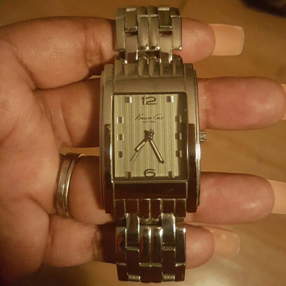 New Kenneth Cole mens watch