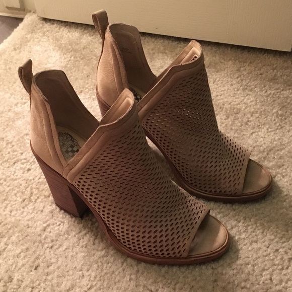 kensa peep toe bootie