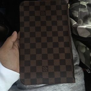 louis vuitton never full pouchett