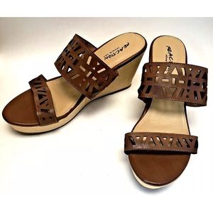 Kenneth Cole Reaction Wedge Sandals 9.5M