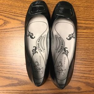 Lifestride black flats