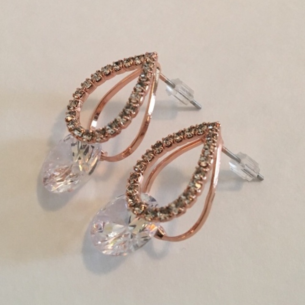 💕💕Cubic Zirconia / Crystal Earrings