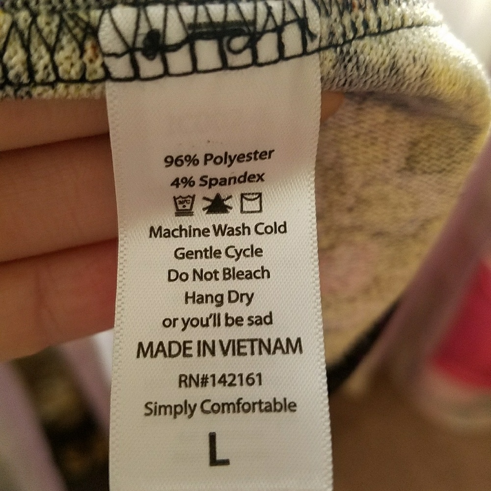 Large Sarah Lularoe - Picture 3 of 3