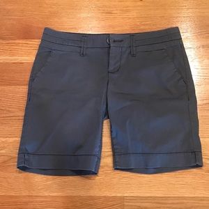NWT! American Eagle Navy Short