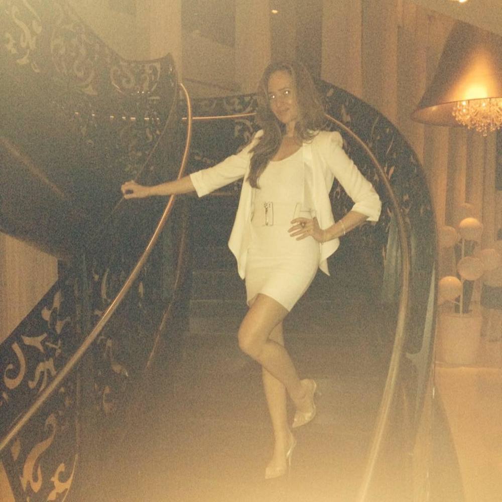 Meet your Posher, Elizabeth