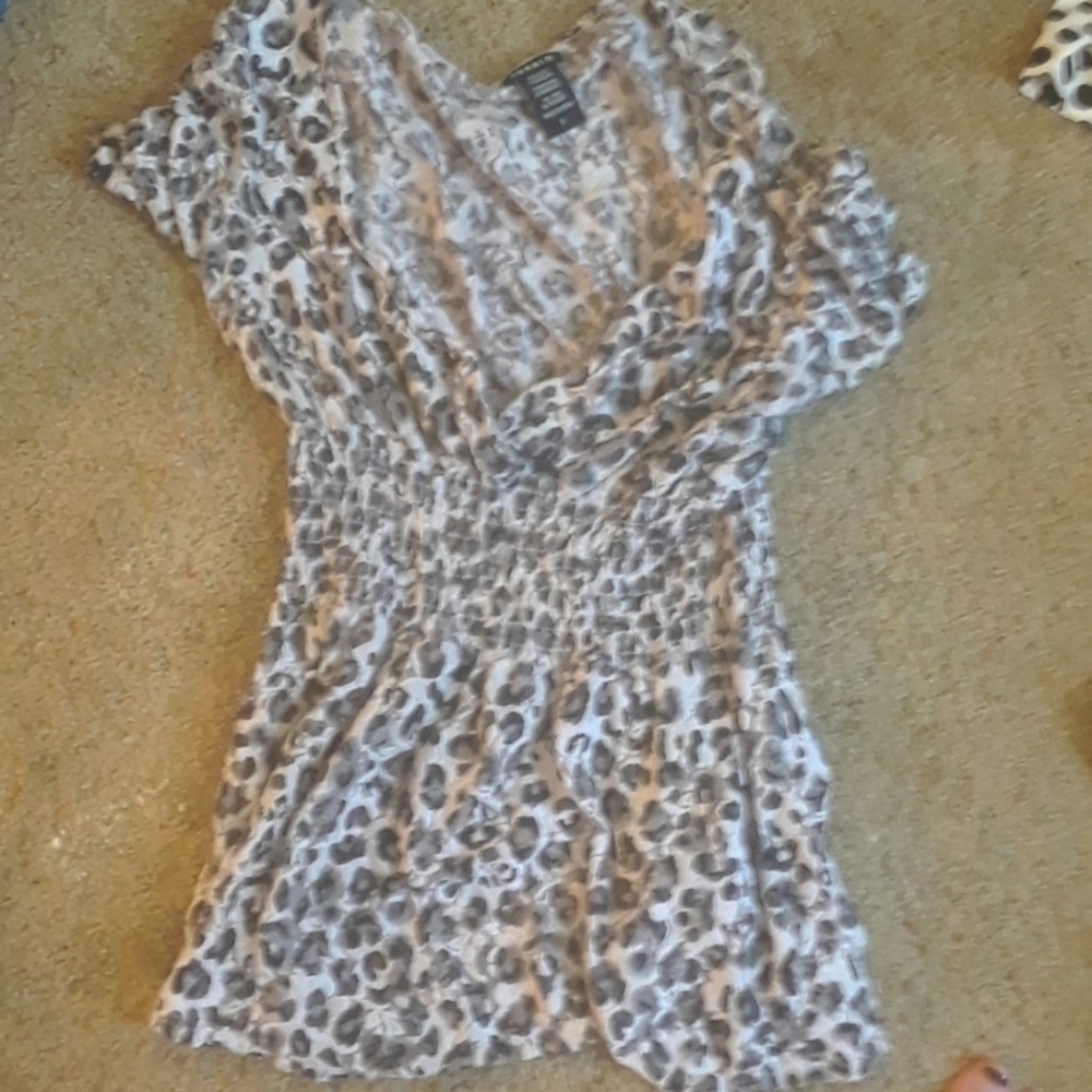 Transparent lepord print over top
