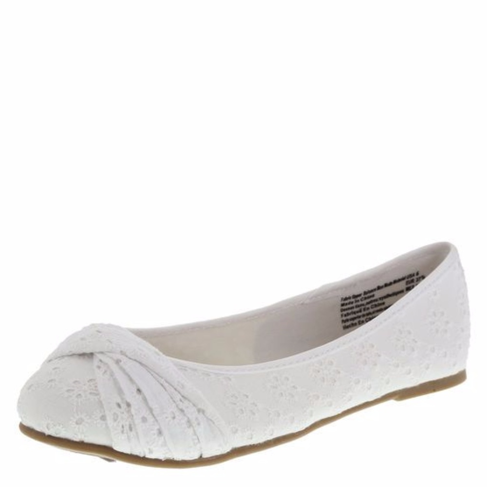 AMERICAN EAGLE LACE FLATS SIZE 9