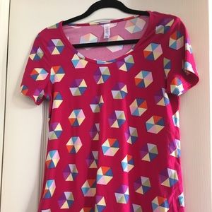 Lularoe Classic Tee XS