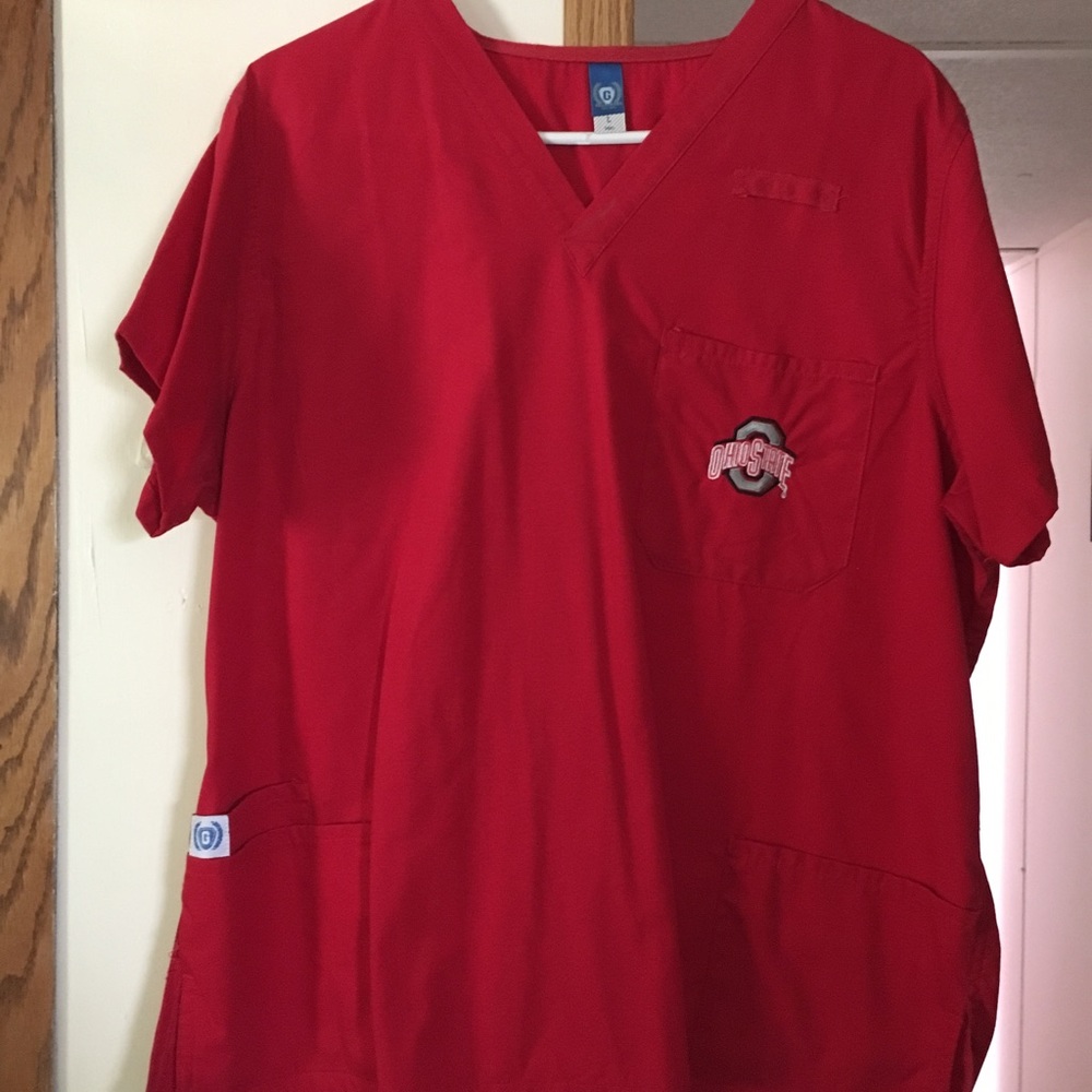 Scrub top