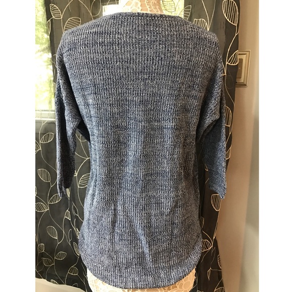 Express Sweater - Picture 2 of 3