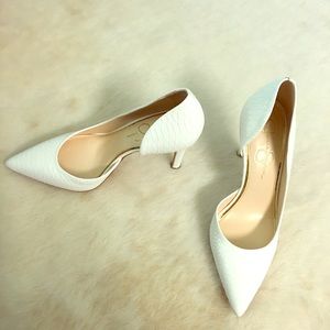 Jessica Simpson white heels