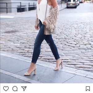 ISO AMUSE SOCIETY CHELSEA SWEATER