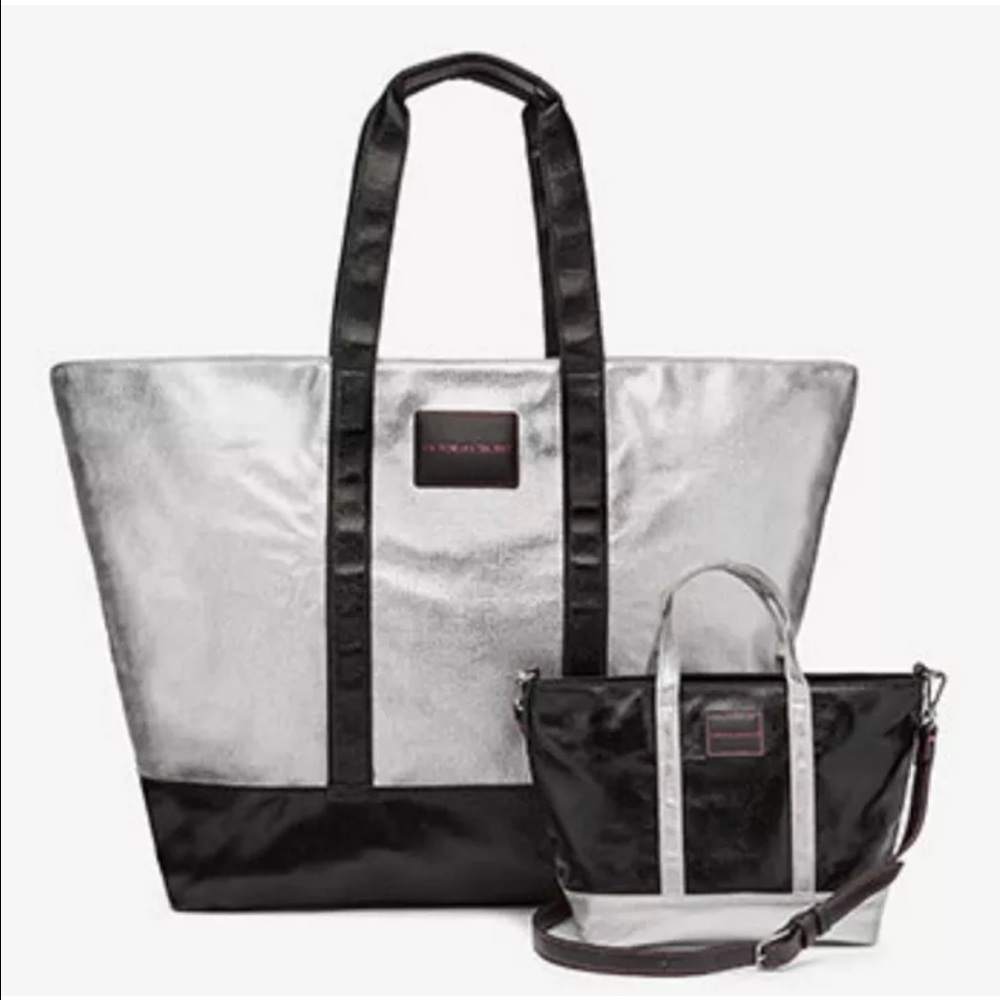 ❌SOLD❌ NEW Victoria's Secret Weekender Crossbody