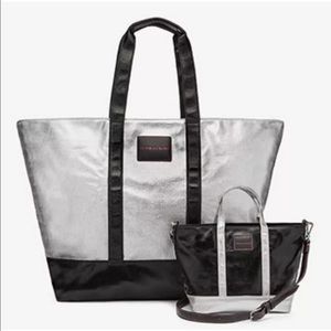 ❌SOLD❌ NEW Victoria's Secret Weekender Crossbody