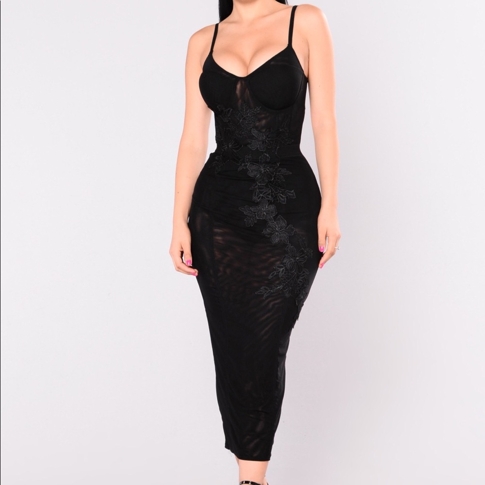 Fashion nova midi dress