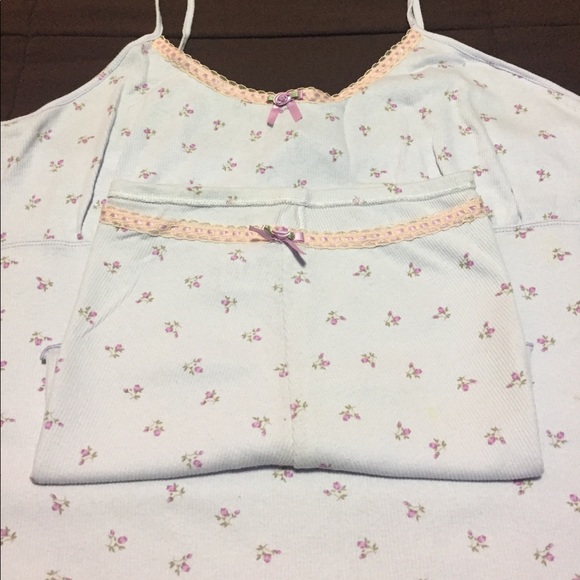 Maidenform - Picture 3 of 3