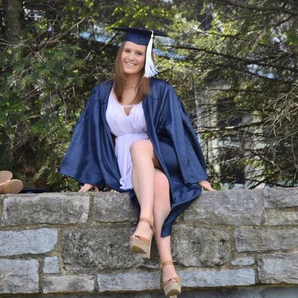 Meet your Posher, Kristin - Picture 1 of 1