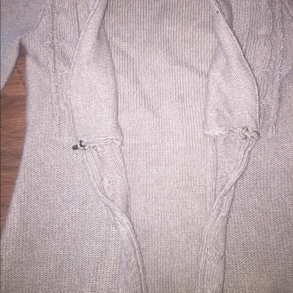 New Fall Item 🍁Tan Cardigan - Picture 2 of 3