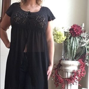 Black Torrid flowy coverup top