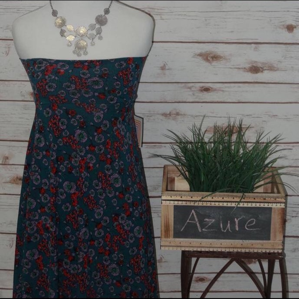🌻LuLaRoe Small Azure skirt🌻