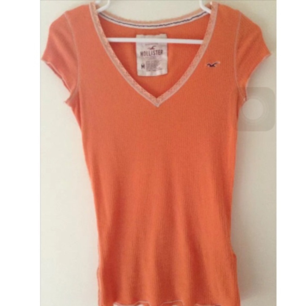 Hollister V neck T-Shirt
