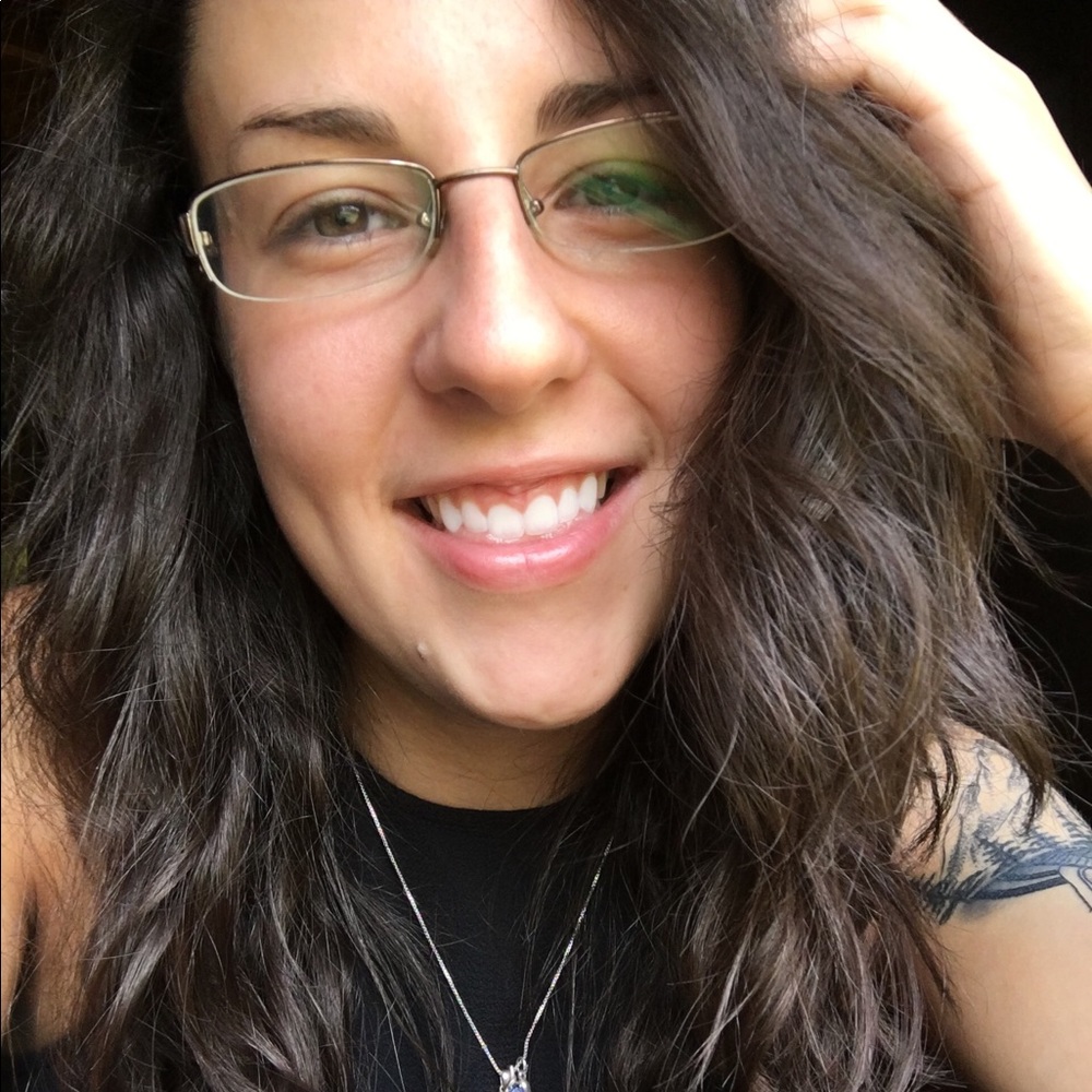 Meet your Posher, Lauren