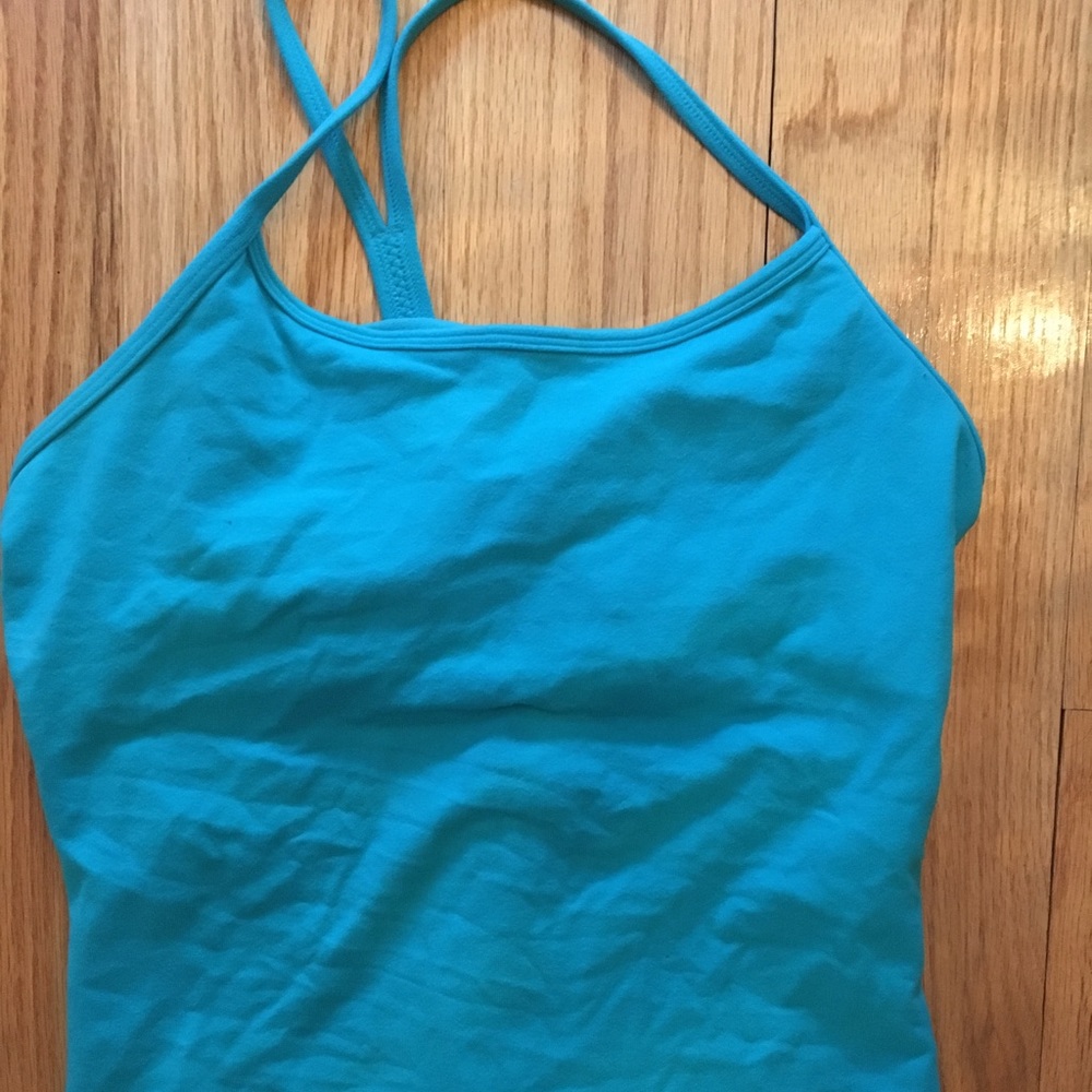 Lululemon tank with built in bra