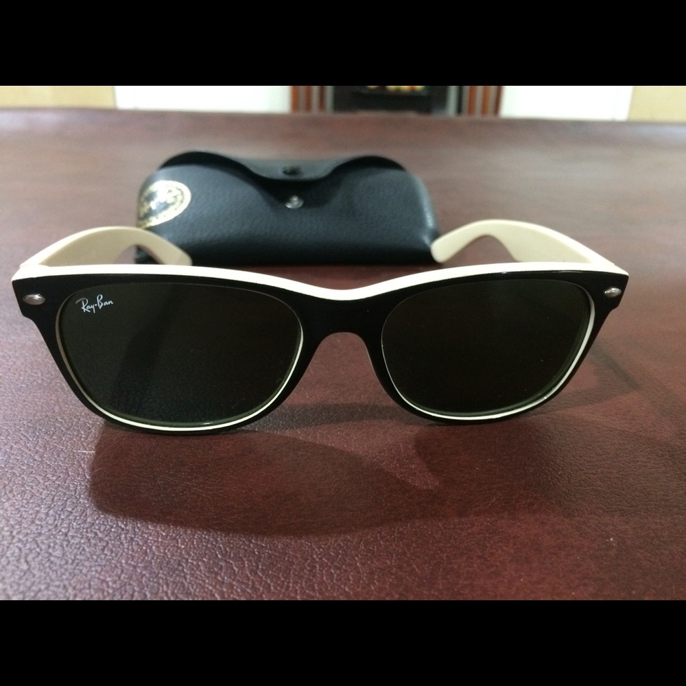 Rayban Wayfarers