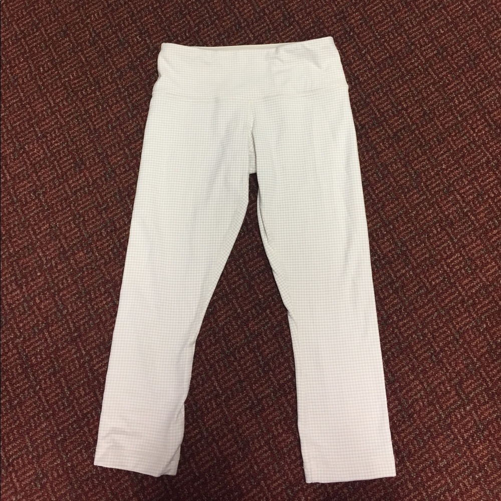 Lululemon cropped white gingham winder under 2