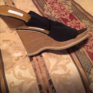 Slip on wedge black shoe
