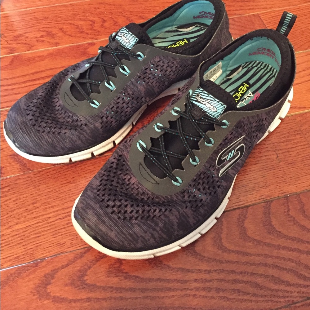 Skechers memory foam sneakers