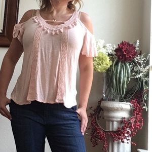 Coral flowy and lace top